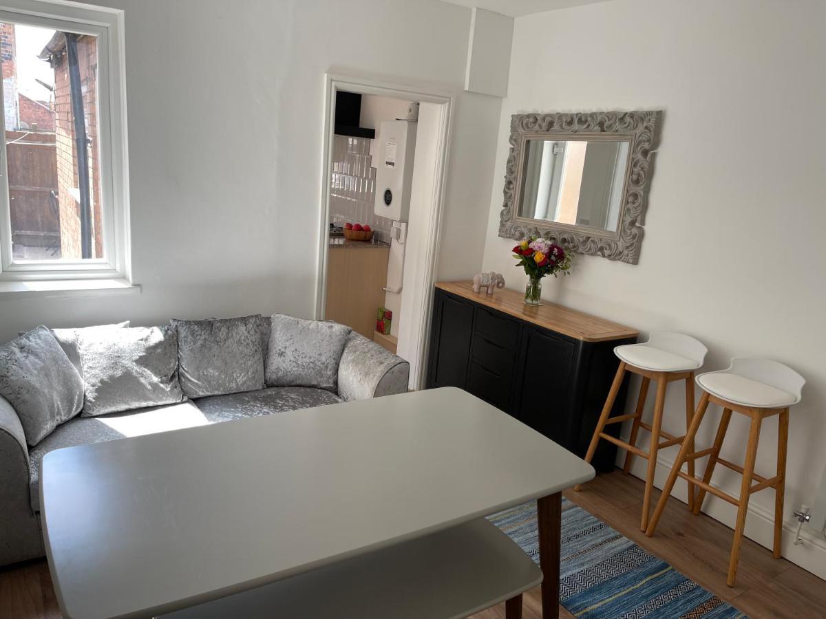 Nottingham Home Stay Kültér fotó